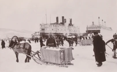Le SS Baikal sur le lac Baïkal
